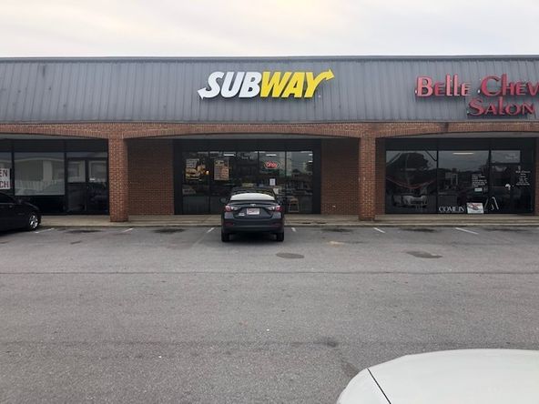 Subway: 1205 Lake Dr SE, Bessemer, AL 35022